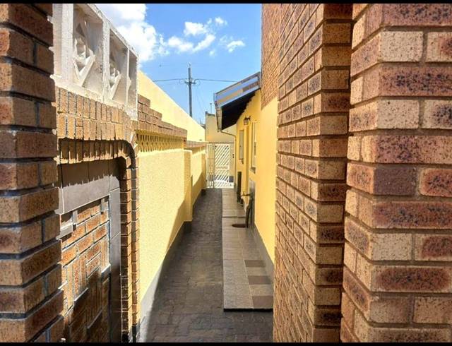 3 BEDROOM HOUSE FOR SALE IN DOBSONVILLE